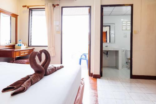 Thipurai Beach Hotel Annex