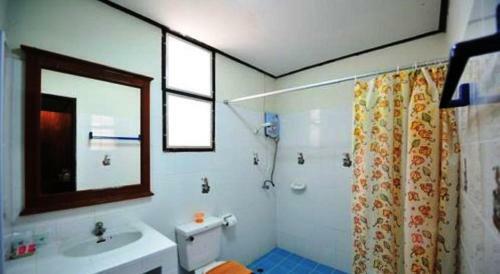 Thipurai Beach Hotel Annex