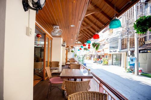 Thipurai Beach Hotel Annex