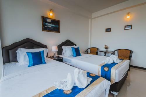 Th Beach Hotel