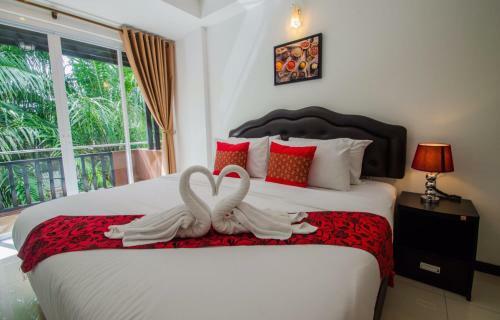Th Beach Hotel