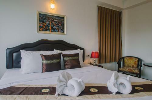 Th Beach Hotel