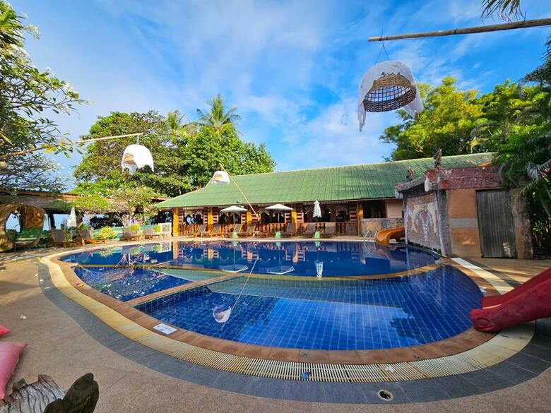 Hotel Lanta Riviera Resort