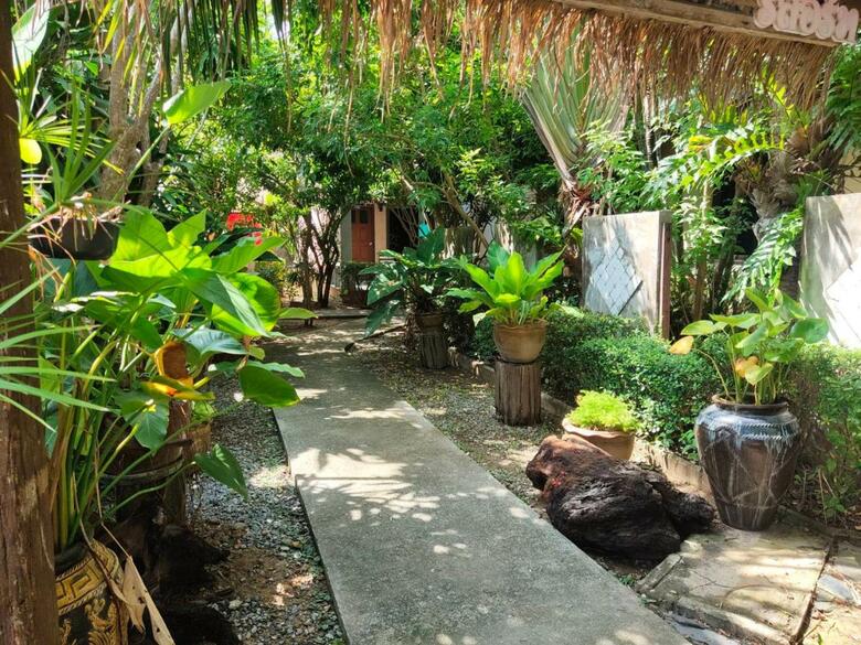 Hotel Lanta Riviera Resort