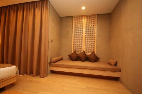 Chu Hotel