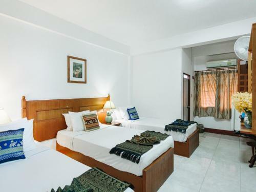 Hostal Rendezvous Guesthouse