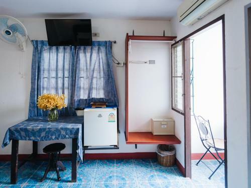 Hostal Rendezvous Guesthouse