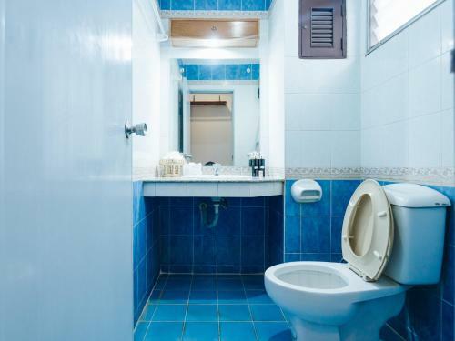 Hostal Rendezvous Guesthouse