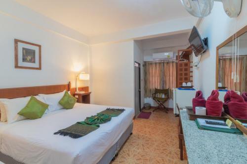 Hostal Rendezvous Guesthouse