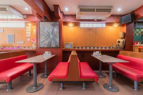 Hostal Rendezvous Guesthouse