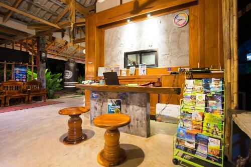 Hostal Phuchawee Lanta