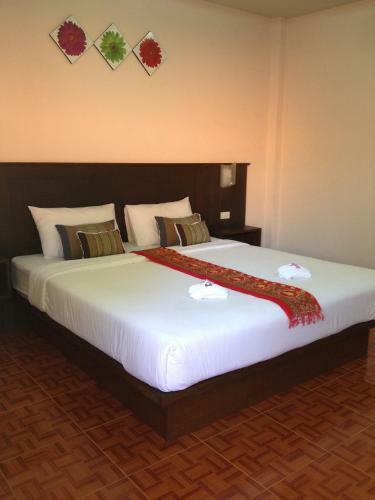 Hotel Hana Lanta Resort