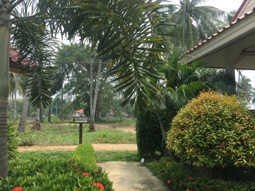 Hotel Hana Lanta Resort