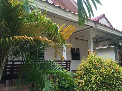 Hotel Hana Lanta Resort