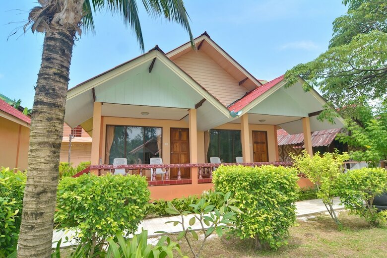 Hotel Lanta Emerald Bungalow