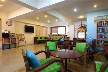 Hotel Rcn Court & Inn