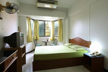 Hotel Rcn Court & Inn