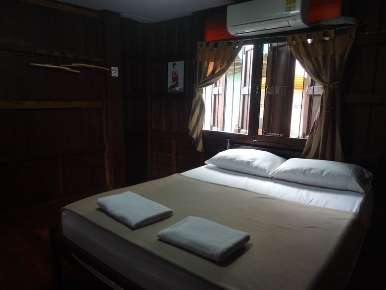 Bed & Breakfast Baan Mai Guesthouse