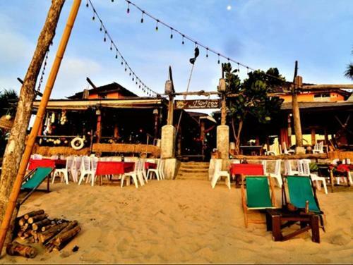 Horizon Bungalows Restaurant And Bar