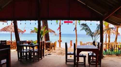 Lanta Palm Beach Resort