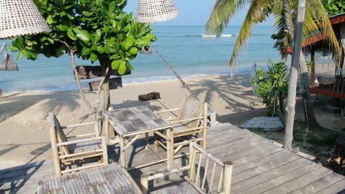 Hotel Lanta New Coconut Bungalow