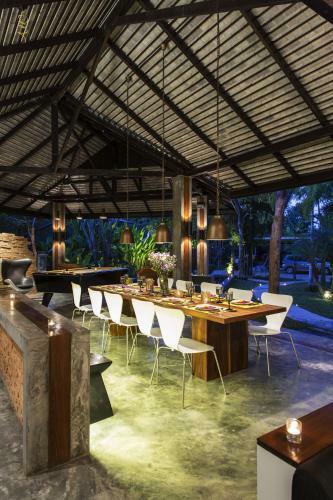 X2 Chiang Mai South Gate Villa