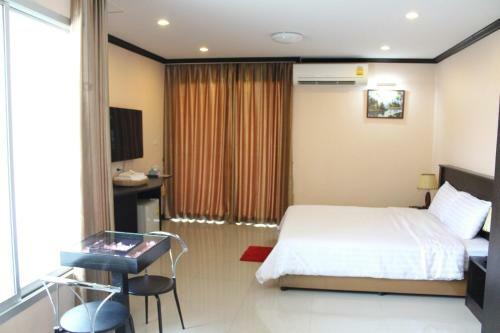 Hotel Triton Place