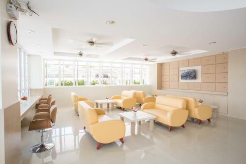P.a. Thani Hotel