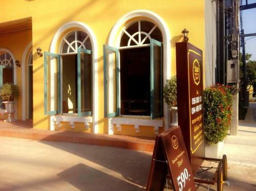 Hotel Wangpla Villa Resort