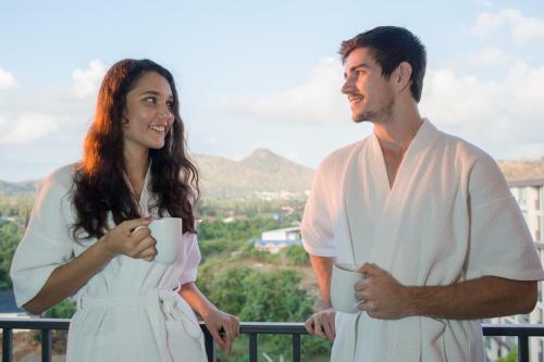 Apartamentos First Choice Suites By The Sea
