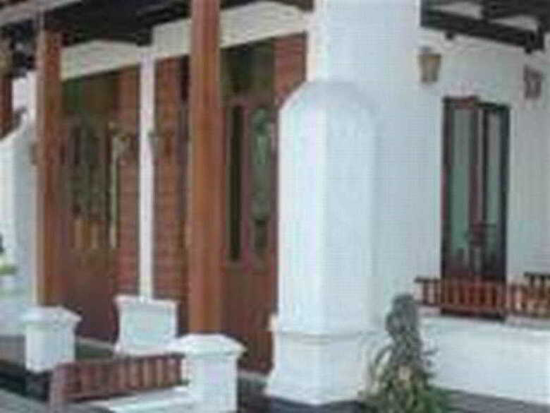 Hotel Baanlek Home Stay