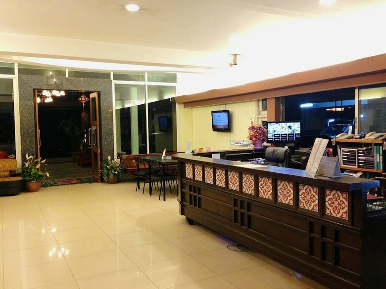 Hotel Natee Place