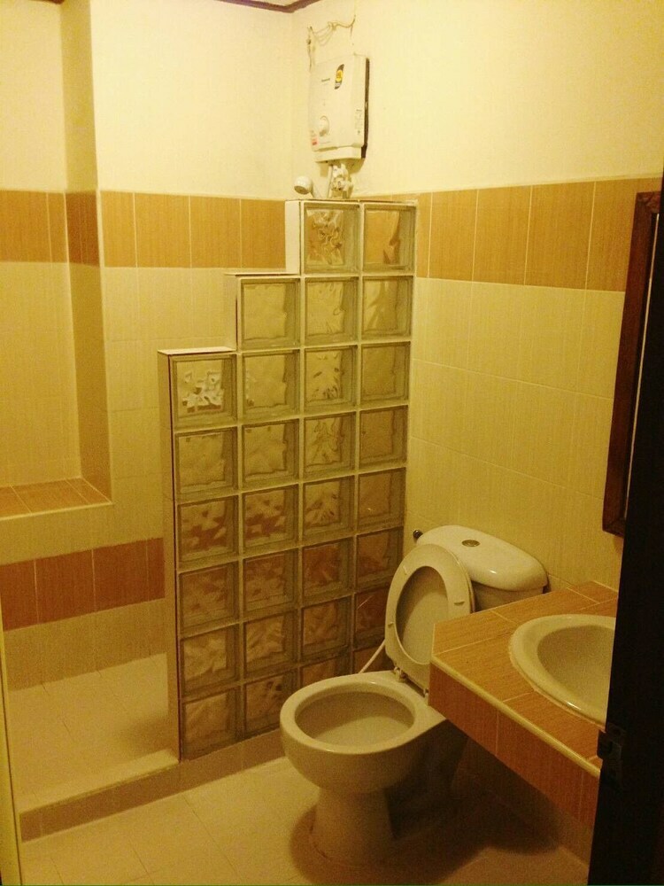 Hotel Natee Place