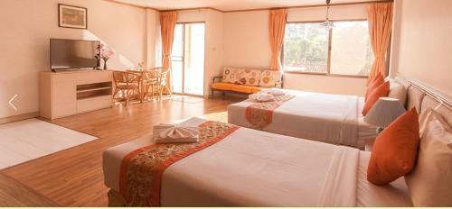 Hotel Takiab Beach Resort