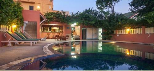 Hotel Takiab Beach Resort