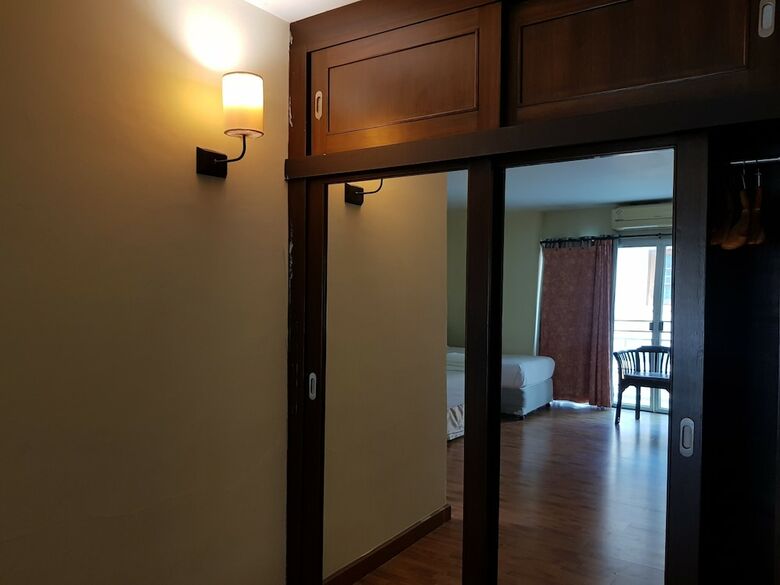 Hotel Pangviman Place Resotel