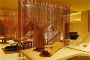 Woodlands Hotel And Resort
