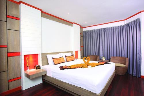 Hotel Phi Phi Natural Resort
