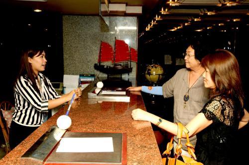 Nan Chao Hotel