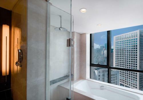 Hotel Holiday Inn Qingdao City Center