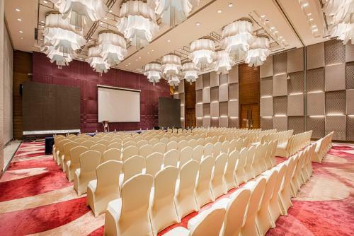 Hotel Holiday Inn Qingdao City Center