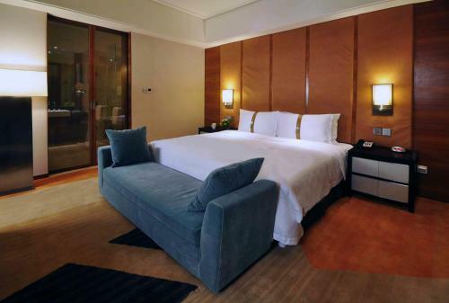 Hotel Holiday Inn Qingdao City Center