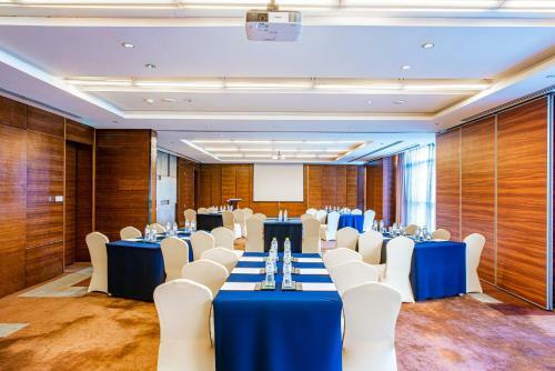 Hotel Holiday Inn Qingdao City Center
