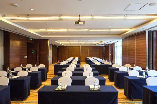 Hotel Holiday Inn Qingdao City Center