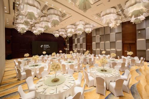 Hotel Holiday Inn Qingdao City Center