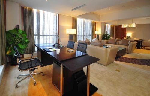 Hotel Holiday Inn Qingdao City Center