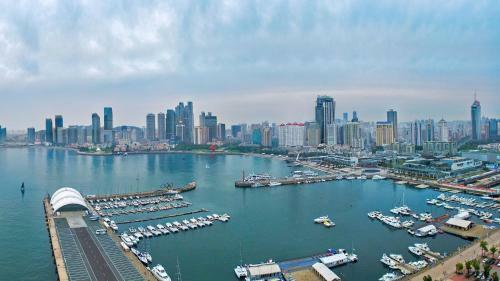 Hotel Holiday Inn Qingdao City Center