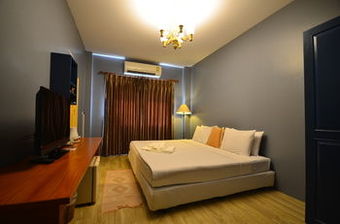 Hotel Baanrajdamnern Hua Hin