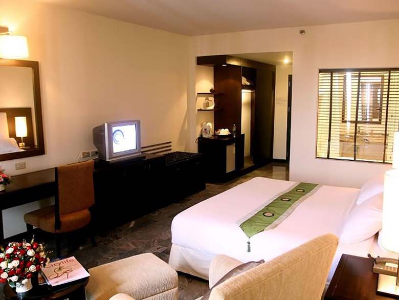 Royal Lanna Hotel