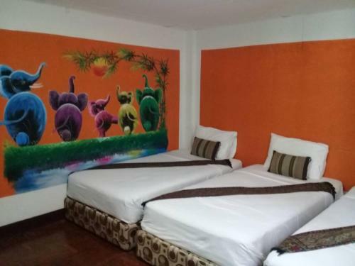 Hostal Born Guest House